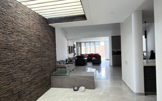 Casa Lote en las Camelias